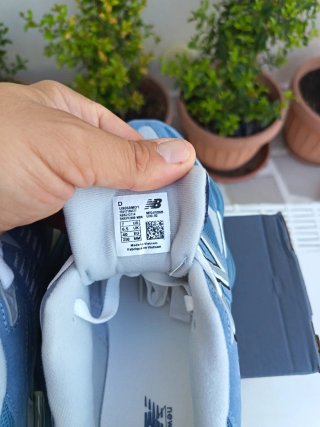 New Balance 9060 Donna Tg. 40