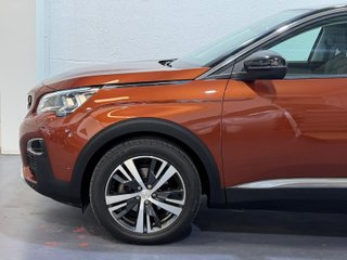 Peugeot 3008 1.2 PURETECH 130 HP ALLURE S&S