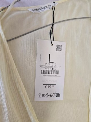 Blusa amarilla pastel Stradivarius talla L