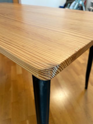 Mesa de comedor madera y metal