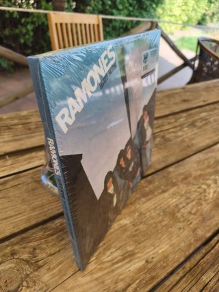 Vinilo Ramones - Leave Home 40th Anniversary