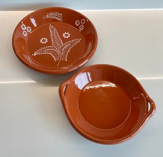 Prato de Barro Pintado à Mão