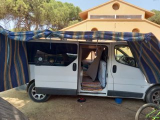 Opel Vivaro 2003