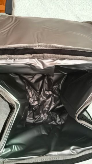 Mochila nevera negra