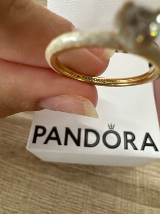 Anillo Pandora Corazón Chakra Blanco