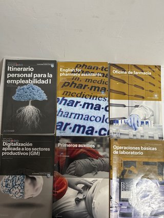 Libros Grado Medio Farmacia y Parafarmacia Altamar