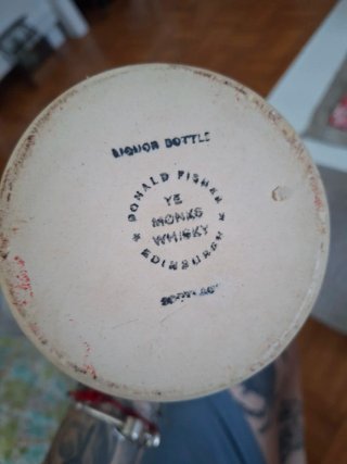 Jarra cerámica whisky escocés lacrado