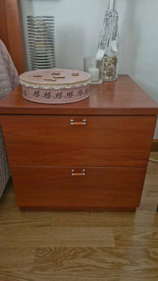 Mueble sinfonier de madera y dos mesillas