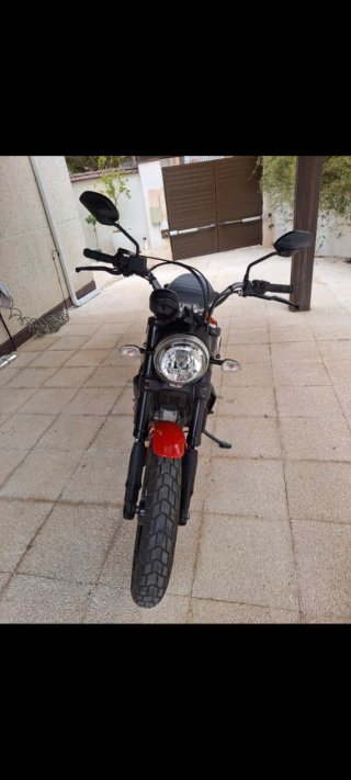 Ducati Scrambler Icon 800 Roja/Plata