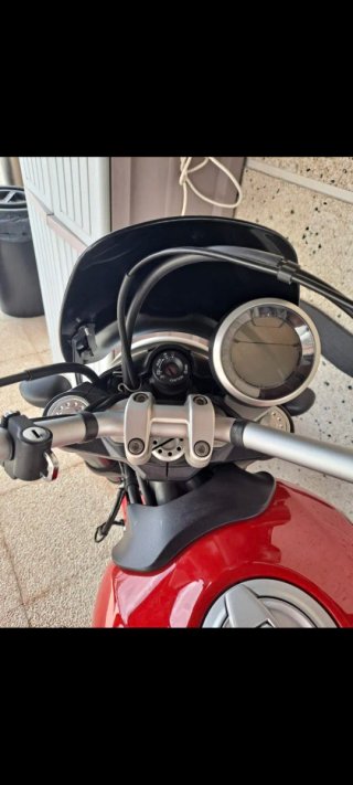 Ducati Scrambler Icon 800 Roja/Plata