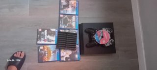 Console PS4 + Controller + Giochi