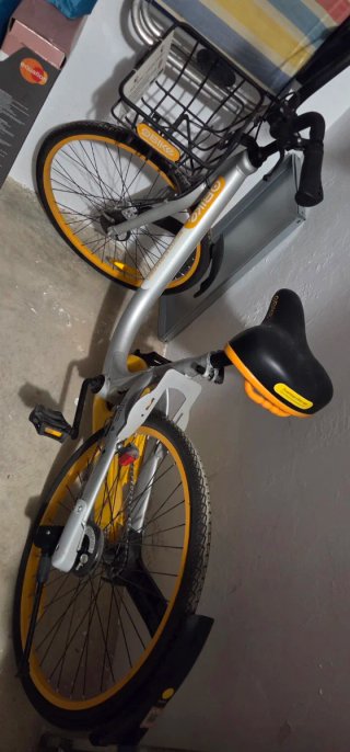 Bicicleta paseo OBike con cesta