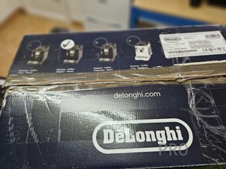 Cafetera superautomática - De'Longhi Magnifica EVO