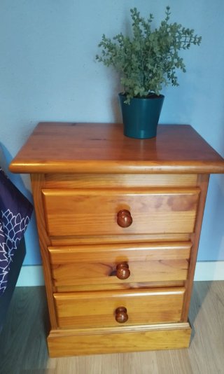 Armario madera pino maciza + regalo mesilla