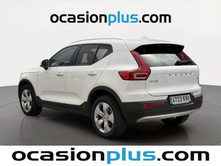 Volvo XC40 D3 Momentum 110 kW (150 CV)