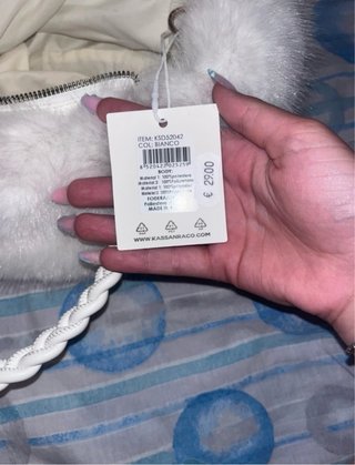 Borsa bianca in pelliccia sintetica con manici int