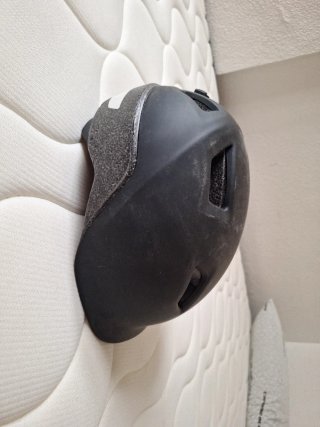 Casco de bicicleta negro