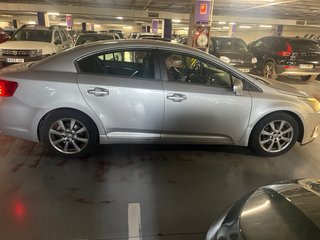 Toyota Avensis 2012