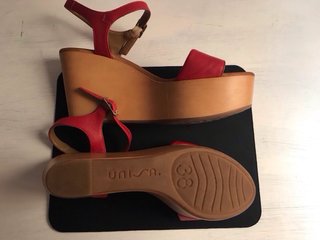 Sandalias UNISA Piel Rojas