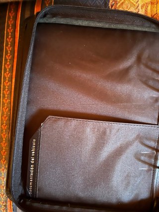 Cartera con cremallera para documentos