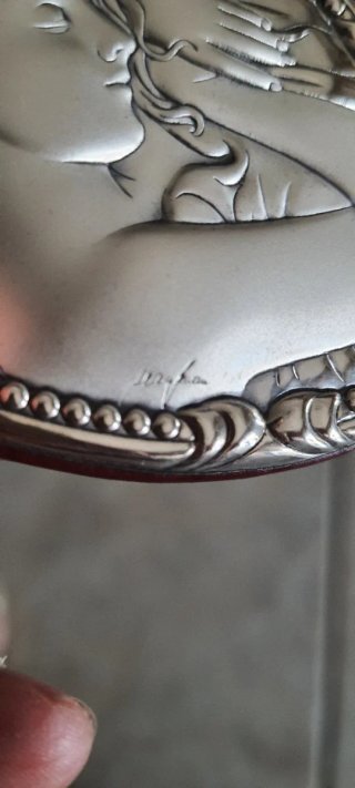 Cornice Argento di Jean Swan Gordon