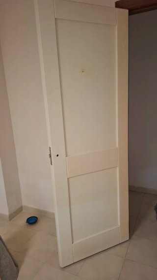 Puertas madera maciza blanca