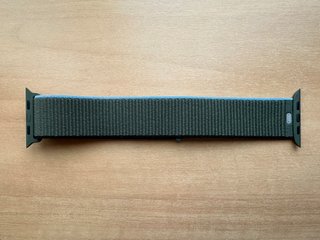 Apple Watch 44mm. Inverness Green Sport Loop