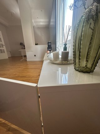Mueble TV grande Bestå Ikea con cristal 2,40 m