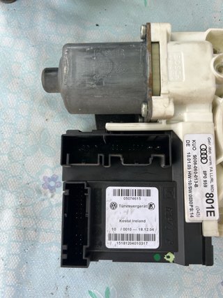 Motor Elevalunas DLT IZQ Audi A3 Sportback 8P