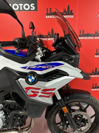 BMW F 750 GS DEL AÑO 2023 !!! MUY POCO USO !!!