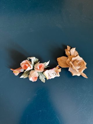 Decorazioni Capodimonte Rose e Pergamena