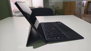 Lenovo Thinkpad X12 Detachable Gen2