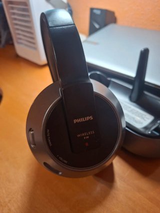Auriculares Inalámbricos Philips SHC8535