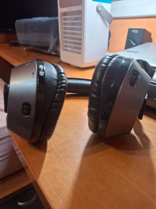 Auriculares Inalámbricos Philips SHC8535