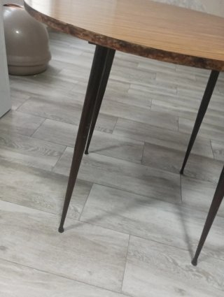 Mesa redonda retro madera y metal