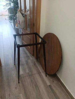 Mesa redonda retro madera y metal