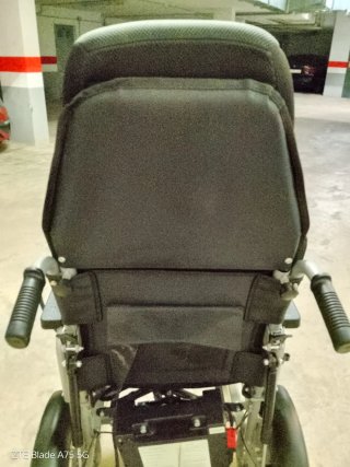 Silla de ruedas eléctrica poco uso