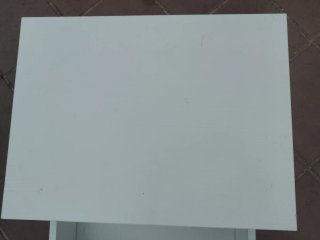 Comodino con cassetto in vimini