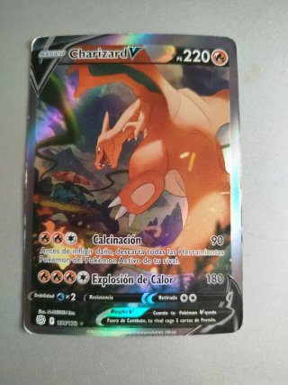 Carta Pokémon Charizard V 220 PS