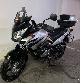 Suzuki V-Strom 650 DL Adventure