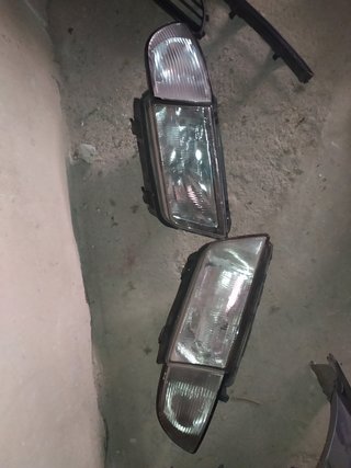 Faros delanteros con intermitentes