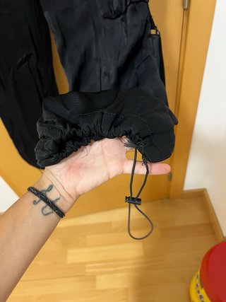Pantalones cargo Zara negros