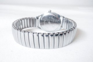 reloj cuarzo elástico