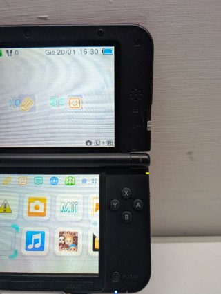 Nintendo 3DS XL Nera e Multicolor