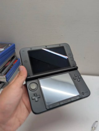 Nintendo 3DS XL Nera e Multicolor