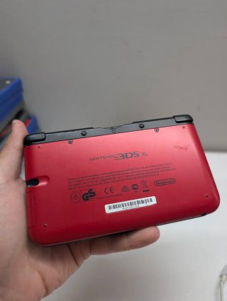 Nintendo 3DS XL Nera e Multicolor