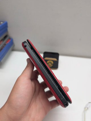 Nintendo 3DS XL Nera e Multicolor