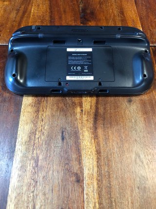Gamepad Wii U deluxe leggere descrizione