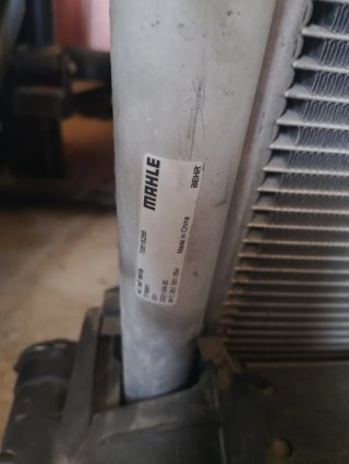 Radiador y ventilador Mercedes 200 Kompressor 2004