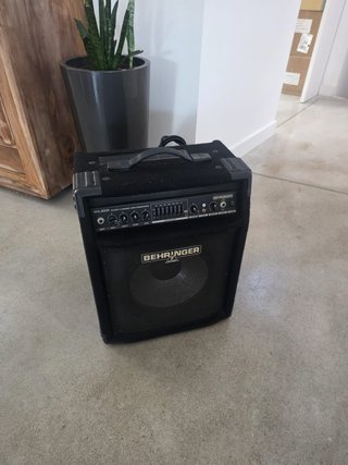 Amplificador Bajo Behringer BXL900A 90W 2 Canales